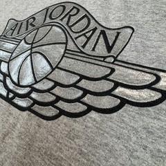Vintage 2001 NIKE AIR JORDAN 1 WINGS CO.JP JAPAN METALLIC SILVER GRAY T SHIRT L