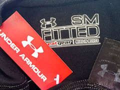 UNDER ARMOUR HEATGEAR Mens Black SLEEVELESS SPORTS TOP VEST Stretch – S -RRP £35