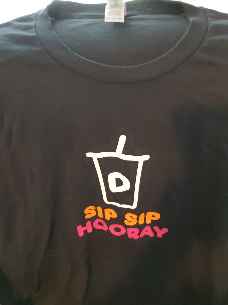 DUNKIN SIP SIP HOORAY T-SHIRT-2XL (WITHOUT TAGS)