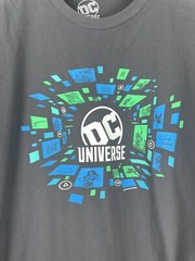 DC Universe Staff Shirt Mens Large Gray Graphic Crew Neck Short Sleeve Stretch