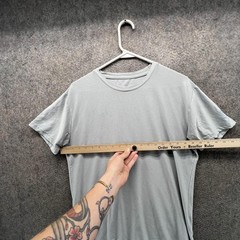Spyder Shirt Mens Large Gray Lightweight Tagless Performance Tee Casual Basic