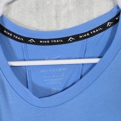 Nike trail light blue shirt size L mens DRi-FIT ADV Solar Chase