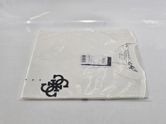 NWT Guess Men’s Eco Bandana Applique T-Shirt – Size M – Color White/Black