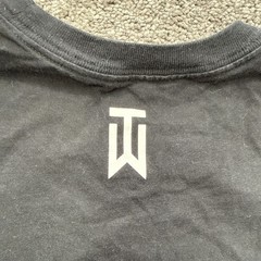 Mens M Nike Tiger Woods T Shirt Frank Center Swoosh Golf DR7721 Crewneck Black