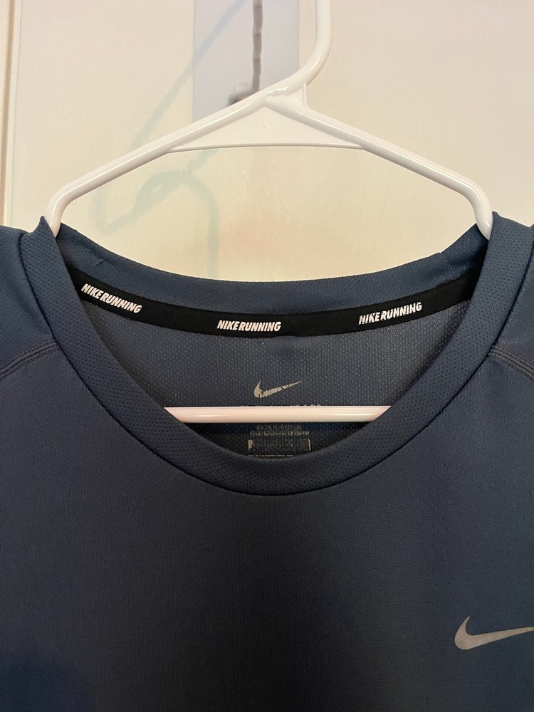 Nike Running Dri Fit Men’s Tee Shirt Blue Size L Large