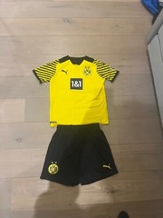 Borussia Dortmund 2022/2023 home shirt Haaland 9