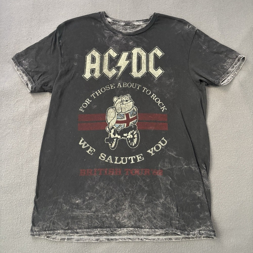 AC/DC Shirt British Tour ’82 Black Distressed Medium 2017 Reprint