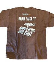 New:Brad Paisley 2007 Tour Bonfires & Amplifiers T Shirt XL.( 48″chest 31″L.)