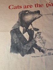 VTG 1980 “CATS ARE THE PITS!” Artwork By Larry Johnson Hanes T-Shirt Sz M 38-40