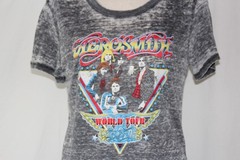Aerosmith Womens World Tour T-Shirt Size Medium Multicolor Graphic Gray Burnout