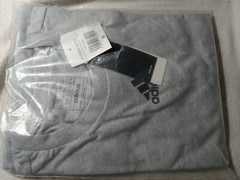 Adidas Men’s Fresh Gray T Shirt IB6051 Size Small