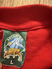 Vintage 90s Costa Rica Parrot Large Red Single Stitch Embroidered Tshirt