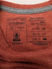 Patagonia Mens P-6 Logo Responsibili-Tee Medium Quartz Coral Orange Shirt M