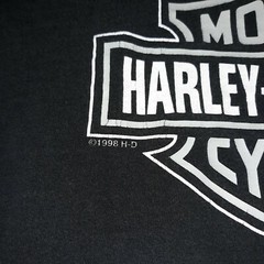 Vintage 1998 Harley Davidson T-shirt M Men’s Eagle Face Eye Las Vegas Nevada