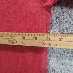 M&O Gold Wanted The Good Boy Gang Dog Graphic Tee Red Heather Medium