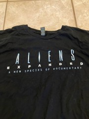 Aliens Expanded Unisex Size XL Black T-Shirt Gildan Soft Style from Documentary