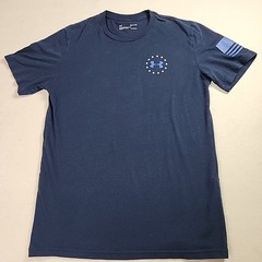 Under Armour Men’s Small Athletic UA Freedom Flag T-Shirt Short Sleeve Tee