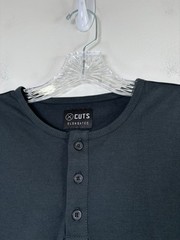 CUTS AO Henley Curve-Hem Tee Medium Black PYCA Pro® Elongated Short Sleeve Shirt