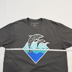 Pink Dolphin Shirt Mens XL Gray Dolphins Ocean Waves Graphic Streetwear Tee