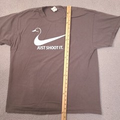 Just Shoot It T-Shirt Mens XL Gray Funny Duck Hunter Outdoor Sports Tee Humor