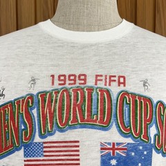 Vintage 90s Paper Thin FIFA Women’s World Cup USA Soccer Flags Graphic Tee XL