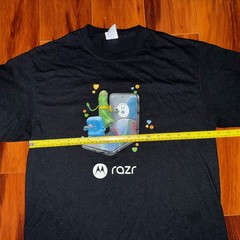 Motorola Razr Flip Phone Promo T-Shirt Flip The Script Cricket Wireless Size M