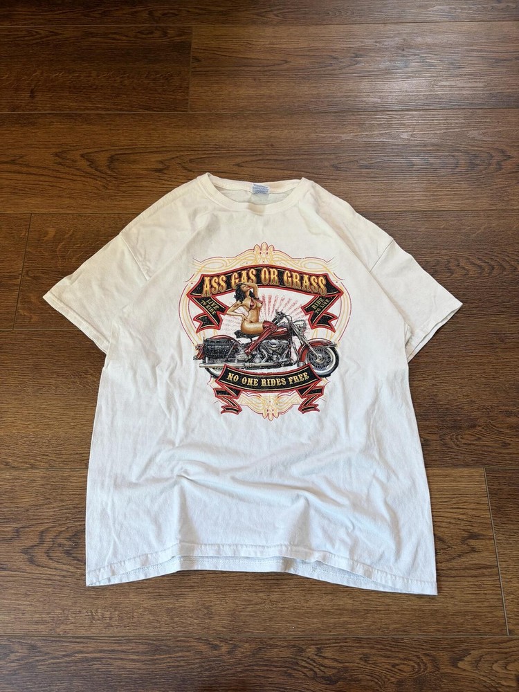 Vintage 00s y2k Biker Humor “Ass Gas or Grass” Tee