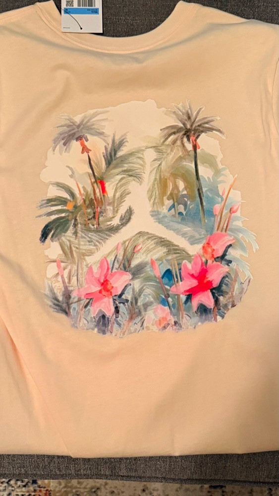 Jordan Jumpman Tropical Graphic Print Beige Crew Neck Short Sleeve T-Shirt M