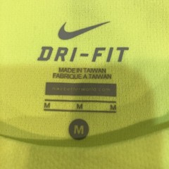 Nike Miler Dri Fit Running Basketball Cross Fit Yellow Mens Size Medium
