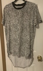 RISE AS 1NE White/Black Shirt w/Zippers High Low Shirt Medium Item #1161