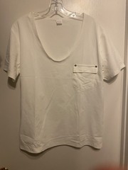 Men’s White Stretch Deep Scoop Neck T-Shirt Flap Pocket Boxy FIt Size Small NWOT