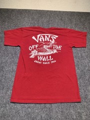 Vans Off The Wall Skateboarding T Shirt Men’s Small Red Great Wall of China Tee