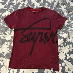 Superdry Sport NYC 1984 Men M Tee Burgundy Red Paint Splatter Top M10004SR