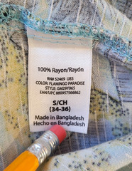 Men’s Hawaiian Button Up Shirt, Small, great shape. Combine Shipping