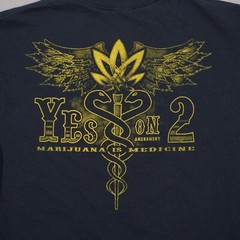 Sacred Leaf Marijuana is Medicine T Shirt Mens Medium Black Cotton Short Sleeve