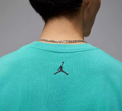NEW 45$ Jordan Teal sneaker shirt SIZE XL