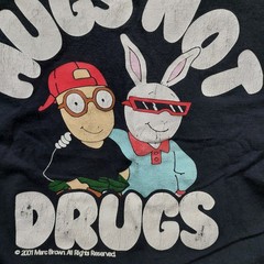 Arthur & Buster Hugs Not Drugs Graphic T-shirt Size medium 2001 Y2K Black READ