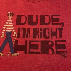 Where’s Waldo Dude I’m Right Here Graphic Tee Red Mens L Funny Shirt -432