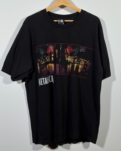 Vintage 90s Metallica S&M Concert T-Shirt Giant Tag Berkeley Berlin MSG