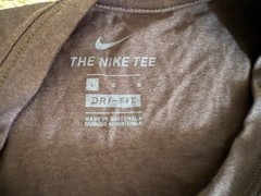 The Nike Tee Men’s Short Sleeve T-Shirt MLB WORLD TOUR Size L