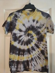 Mens Handmade Tie Dye T- shirt Black Yellow Lemon White Sz Small Adult
