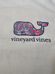 Vineyard Vines Men’s Seashells Whale T-Shirt Size Large