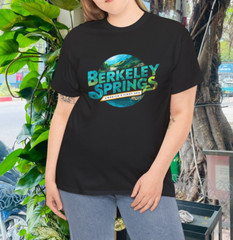 Berkeley Springs Illustration Travel Art Logo T-Shirt