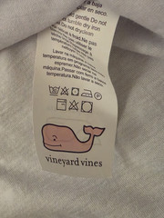Vineyard Vines Men’s Seashells Whale T-Shirt Size Large