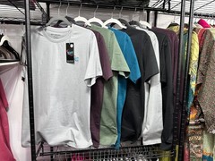 EHT Collection’s Men’s classic regular crew neckline100% Organic cotton T-Shirt.