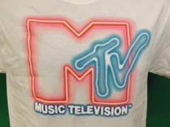 New Classic MTV Colorful Adult Mens Sizes M-L White Retro Look Shirt