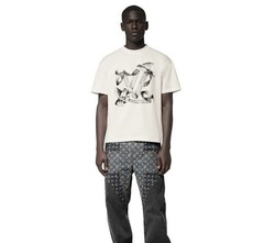 Selling this authentic Louis Vuitton graphic tee