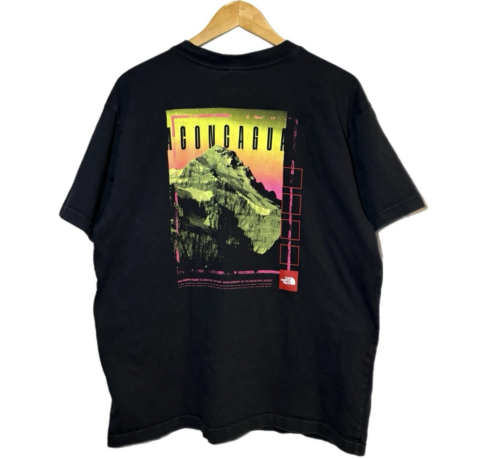 The North Face Red Box Aconcagua Mens graphic T-Shirt Black Large Heavyweight
