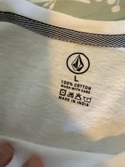 Volcom Lot of 2 Men’s White Solid Logo Crew Neck Short Sleeve T-Shirt L