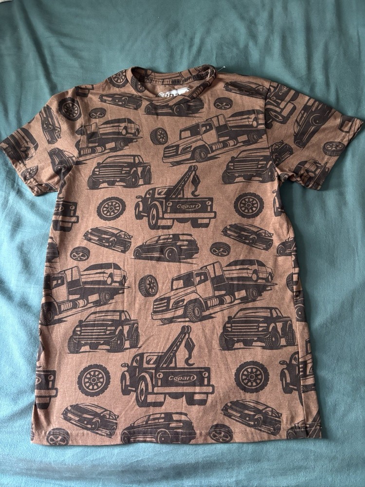 Copart T Shirt Men’s Size Small Tow Trucks Cars Autos All Over Print Barely Worn